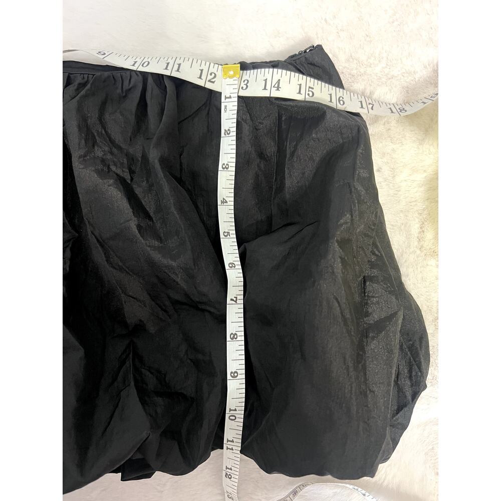 Chic Edikted Jora Nylon Bubble Mini Skirt - Black, Size Medium - Picture 6 of 7